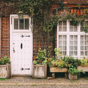 home & garden guide: design, decor & smart living